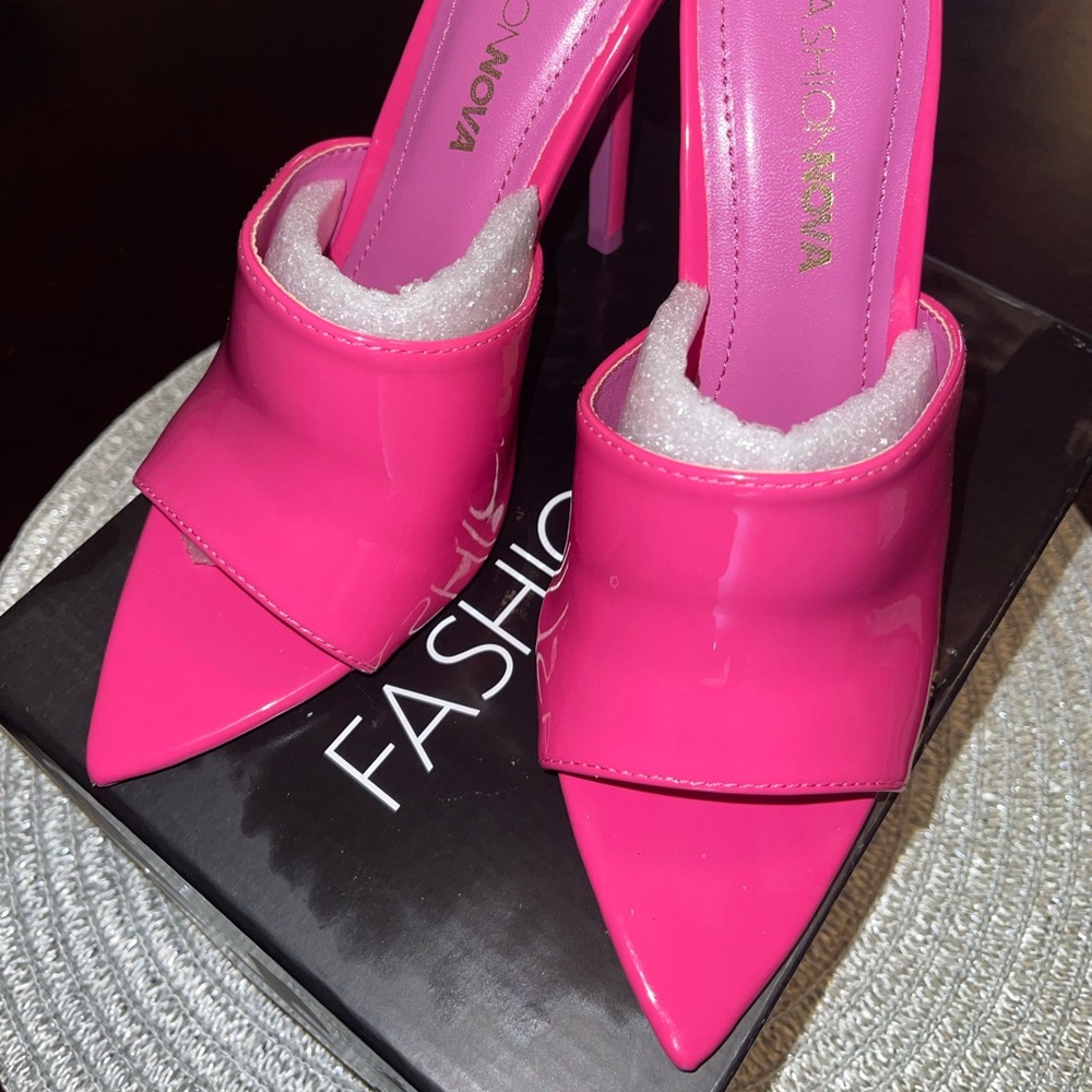 Pandering thoughts heeled sandal - Pink
